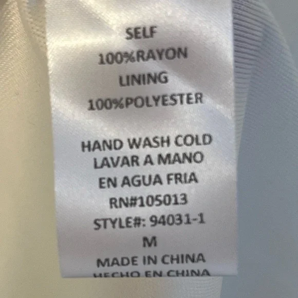 Emily Wonder Maxi Dress Pink and blue Floral spaghetti strap dress size M NWT - Picture 5 of 7